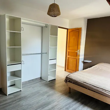 Au Cosy Bed & Breakfast Guines